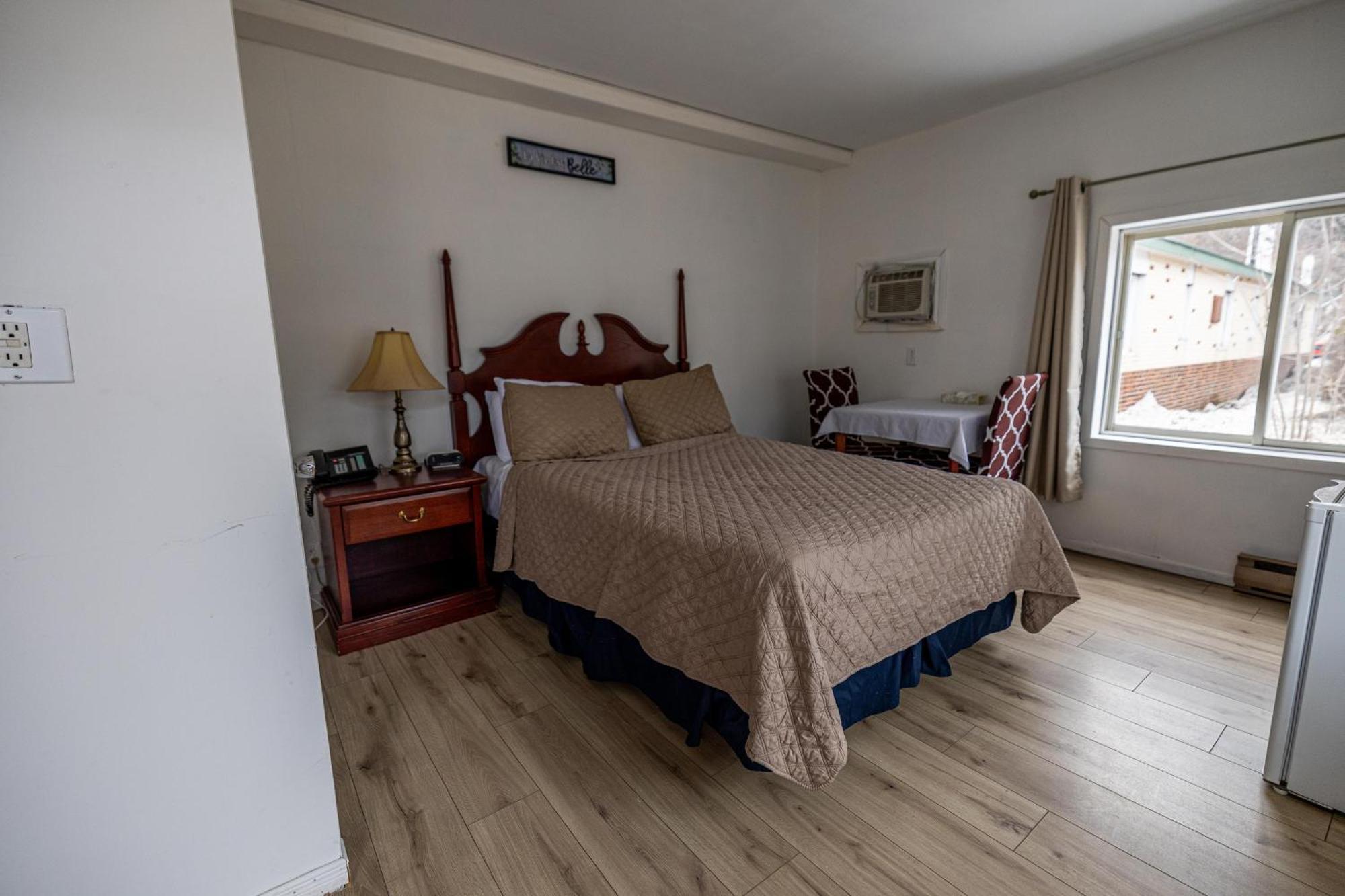 Motel Deblois Сент-Анн-де-Бопре Экстерьер фото