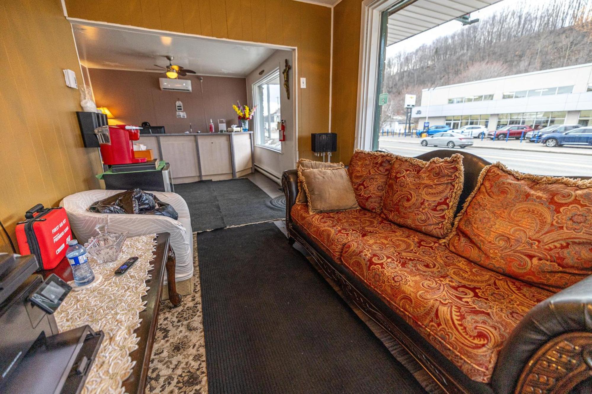 Motel Deblois Сент-Анн-де-Бопре Экстерьер фото