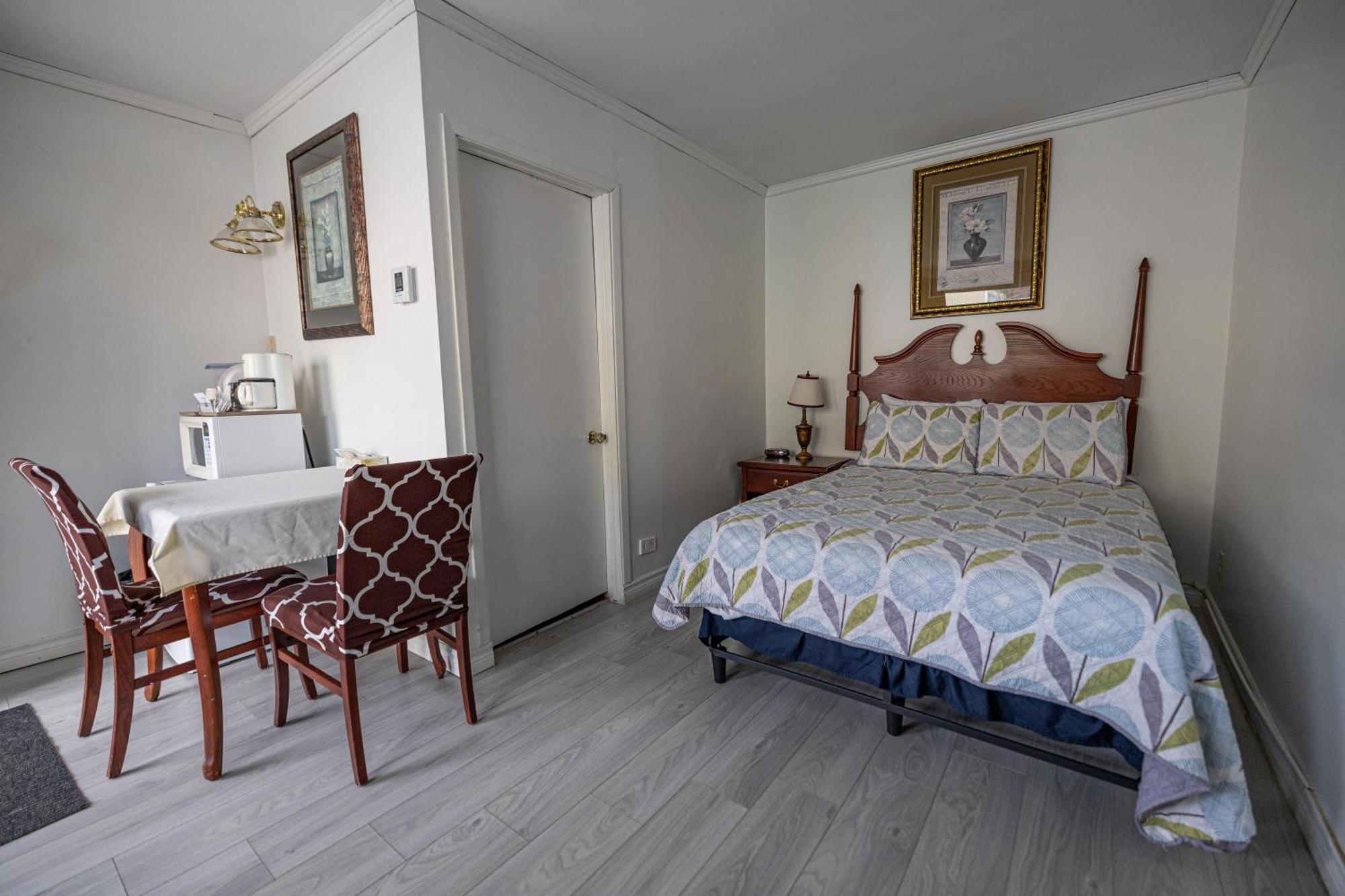 Motel Deblois Сент-Анн-де-Бопре Экстерьер фото