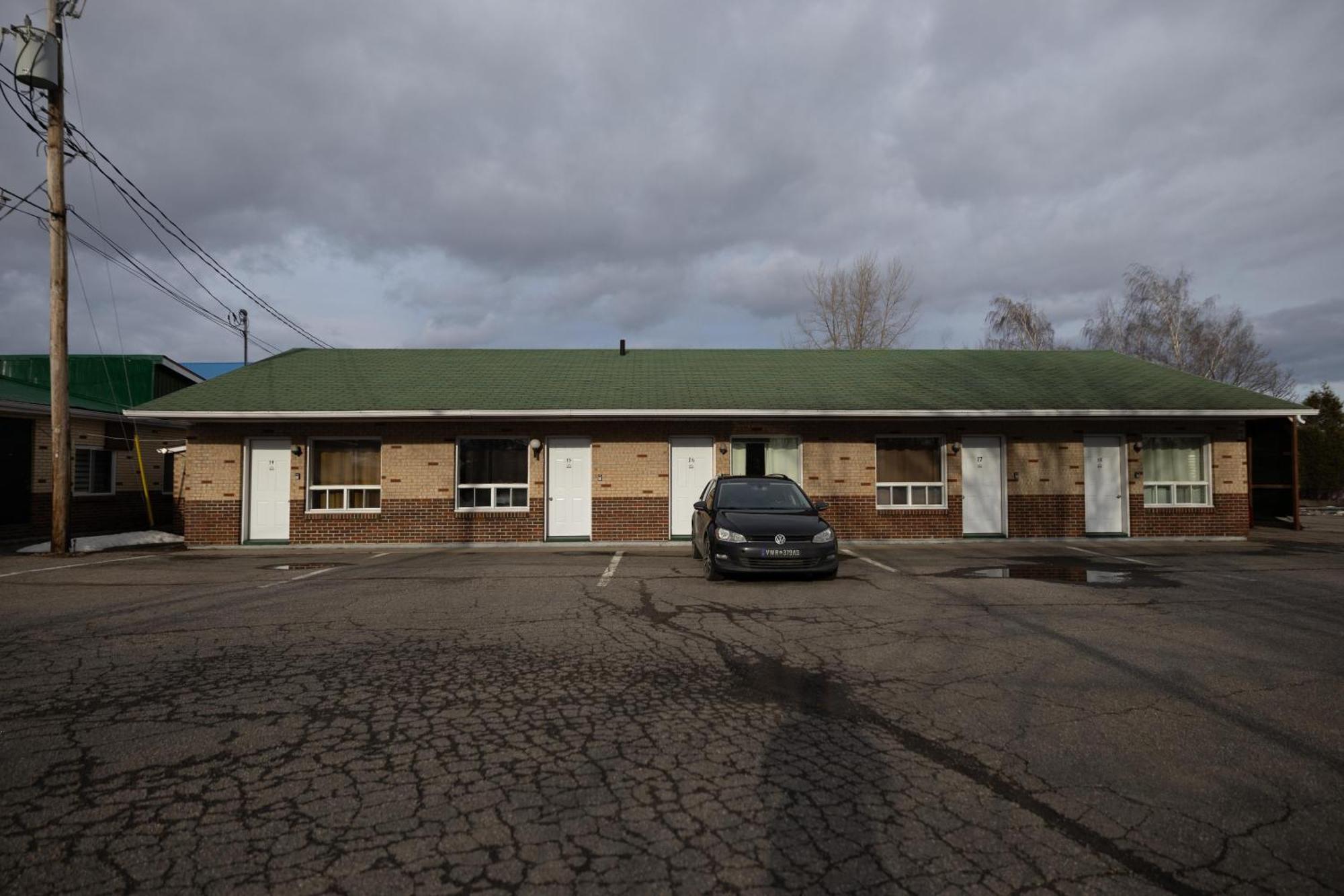 Motel Deblois Сент-Анн-де-Бопре Экстерьер фото
