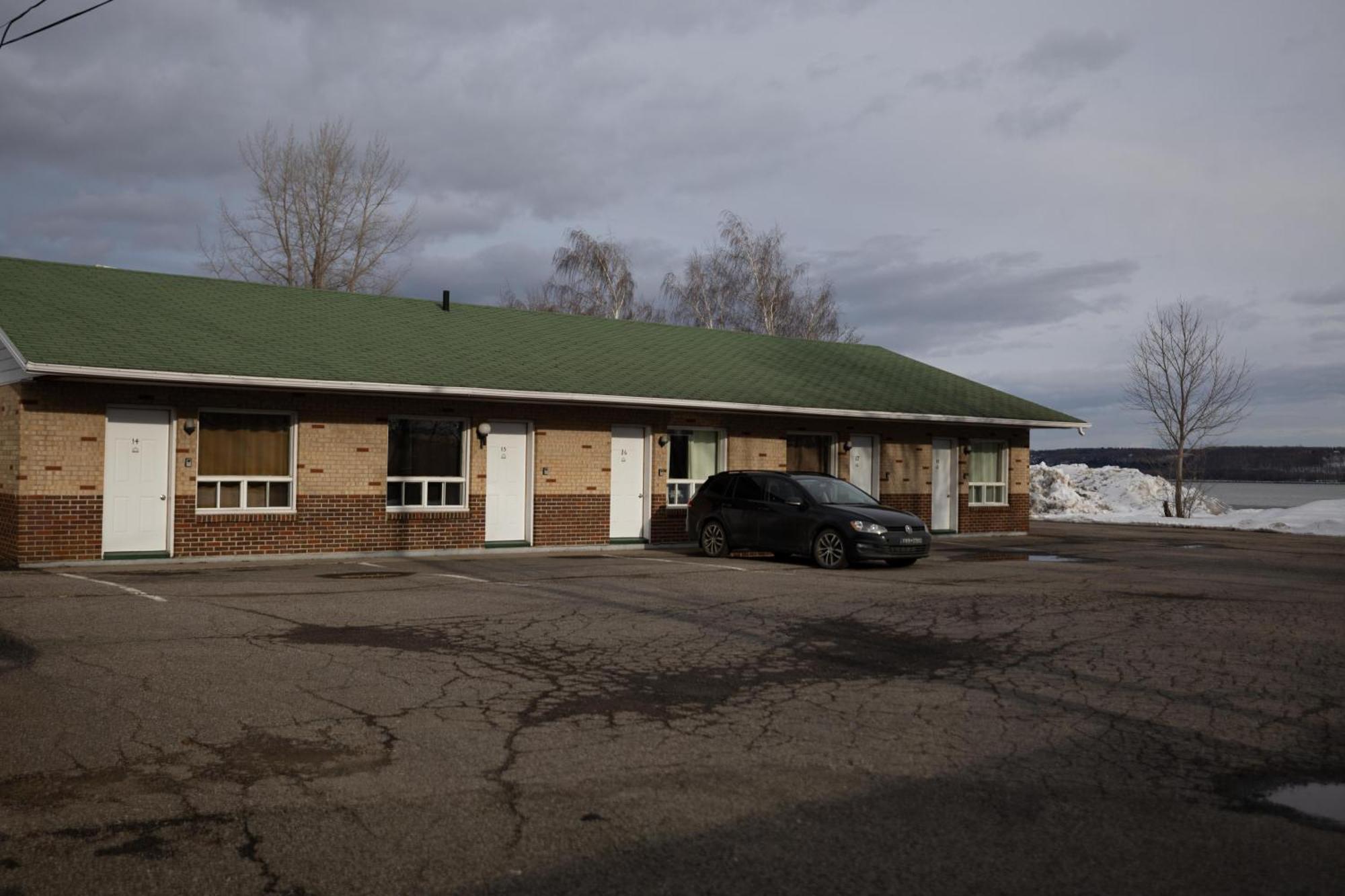 Motel Deblois Сент-Анн-де-Бопре Экстерьер фото